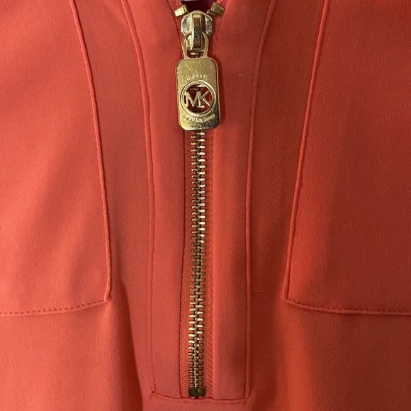 MICHAEL Michael Kors - Women’s Vneck Shirt with zip - Colour Coral - Size Medium - Picture 2 of 5